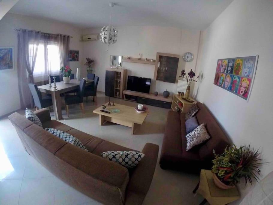An Ideal 3 Bedroom In - Crete Appartement
